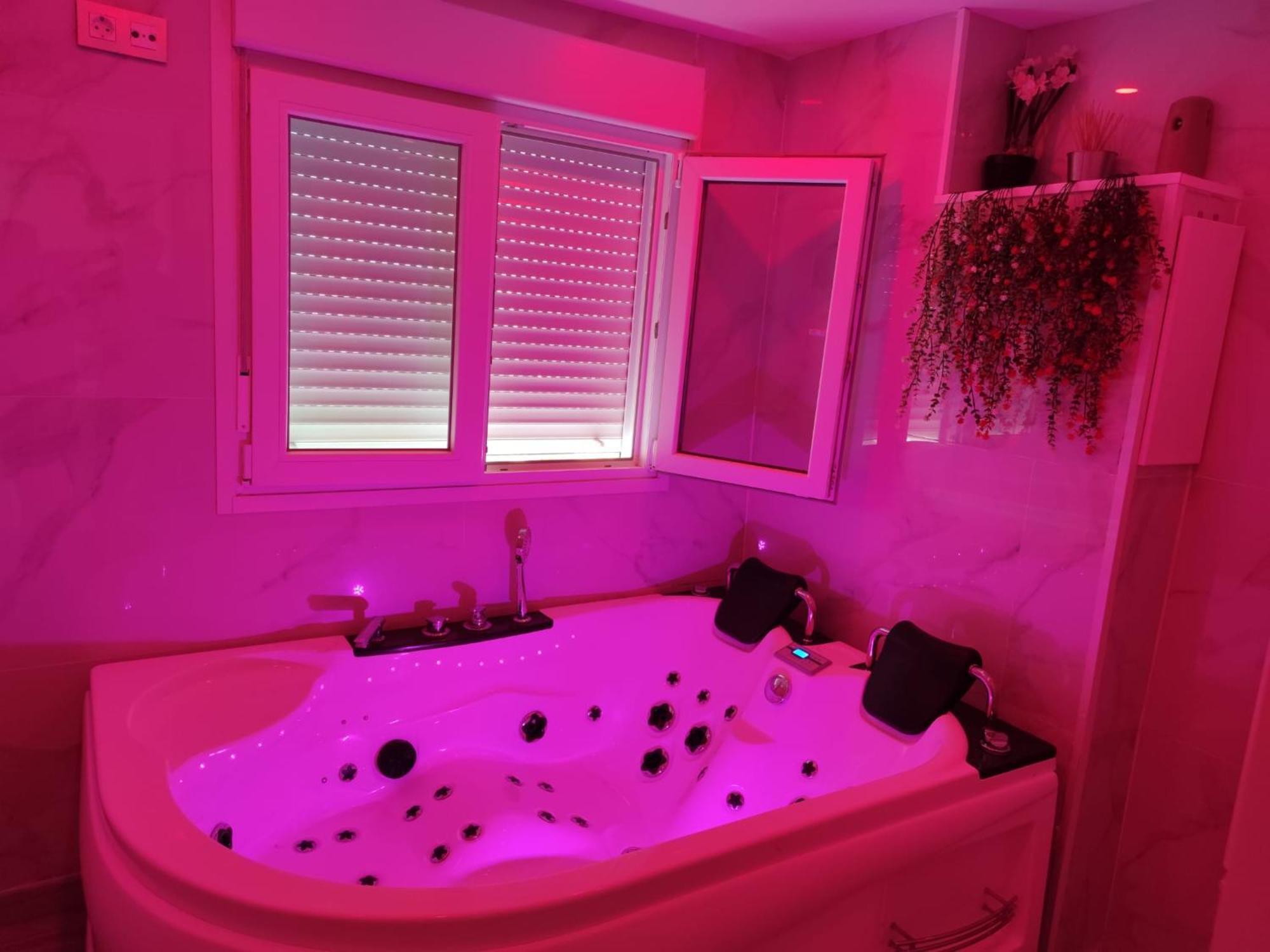 Apartamento Con Jacuzzi El Rincon De Las Delicias Сарагоса Екстериор снимка