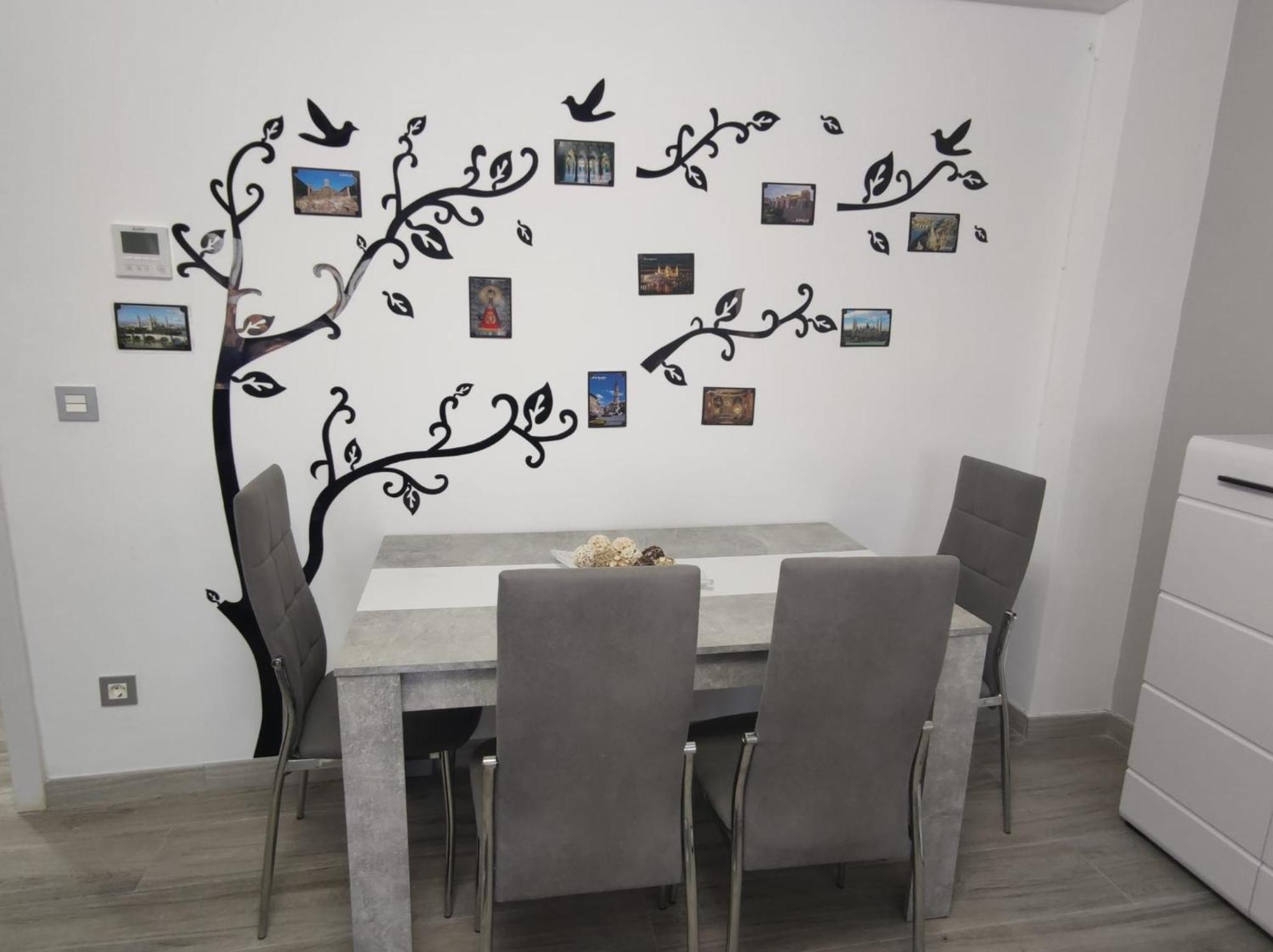Apartamento Con Jacuzzi El Rincon De Las Delicias Сарагоса Екстериор снимка
